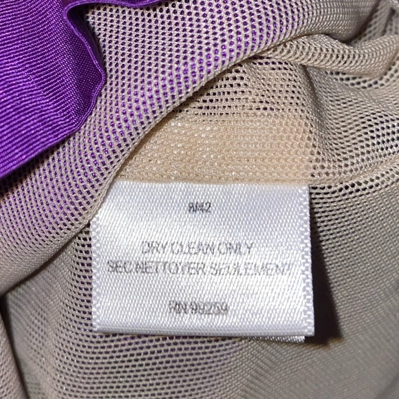 Silk Dress | Vera Wang - Picture 6 of 7